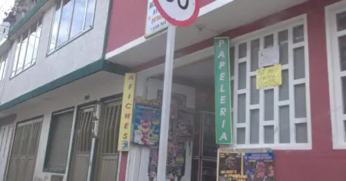 PAPELERIA MISCELANEA CALLE 65J 77K 06 SUR PAPELERIA MISCELANEA CALLE 65J 77K 06 SUR